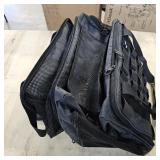 Pecute Cat Carrier Expandable, Airline Approved Cat Soft-Sided Carriers, Breathable Pet Carriers up to 5kg/12lbs, Collapsible Cat Bag Carrier Great for Travel, Outdoor, Hiking, Camping, Dark Gray