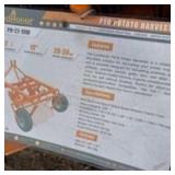 Landhonor Potato Harvester PH-22-19W unused Landhonor Potato Harvester PH-22-19W unused