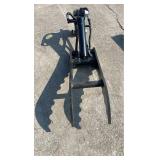 IRETC - Mini Hydraulic Thumb Clamp Attachment - Unused IRETC - Mini Hydraulic Thumb Clamp Attachment - Unused