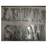 9 Pcs Let It Snow Letter Light up Sign Indoor Winter Decorations Marquee LED Sign Outdoor Christmas Lights for Table and Wall Decor Home Happy Holidays Centerpiece