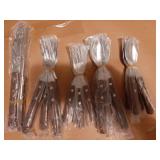 20 Piece Silverware Set, Service for 4, Stainless Steel Retro/Rivet Walnut Wood Tableware Kitchen Flatware Set Utensils, Includes Dinner Knives, Forks, Spoons, Salad Forks & Dessert Spoons - Retail: $