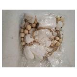 7.2 FT Halloween Garland Ghost Decorations, Adjustable Hanging Cute Ghost Garland Mantel Decor, Handmade Wooden Beads Halloween Banner for Fireplace Home Room Indoor Outdoor Office Wall Party Supplies