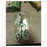 Heated Eyelash Curler - Retail: $18