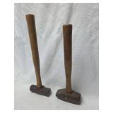 Lot of 2 small sledgehammers