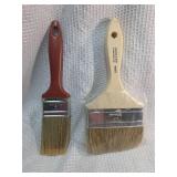 Lot of 2 paint brushes