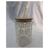 Daisy Pattern Glass Tumbler with Bamboo Lid and Straw