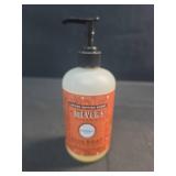 Mrs. Meyerâs Clean Day Hand Soap  Gingerbread Scent  12.5 Fl Oz Bottle