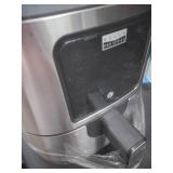 Bella Pro Series 4.2QT Air Fryer XF-401J Powers on Box not included