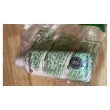 Veterinary Formula Clinical Care Antiparasitic & Antiseborrheic Medicated Dog Shampoo, 16 oz â Paraben, Dye, Soap Free â Hydrating and Antifungal Shampoo for Dogs, White