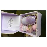 Gifts for Women - Christmas,Valentines Day,Birthday,Thanksgiving Day,Mothers Day Gifts - Unique Lavender Spa Basket Set Gift for Mom,Wife,Aunt,Daughter,Sister,Girlfriend,Her