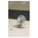 Massey Small Electric Desk Fan. (Working)