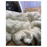 Bedbay Rabbit Faux Fur White Comforter Set Queen Size Plush Fluffy Comforter Winter Bedding Set Soft Cozy Warm Winter Quilts Queen Size Smoofy Velvet Bubble Fur Fuzzy Comforter Luxury Bedding 3 Pcs