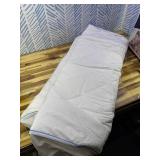 Twin XL Mattress Pad Cotton Mattress Pad Cover for College Dorm Quilted Mattress Cover 18-22" Deep Pocket Mattress Protector Twin XL Size Thin Down Alternative Filling Noiseless & Breathable