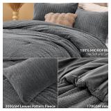 Flannel Fleece Queen Comforter Set - Furry Grey Leaves Pattern Faux Fur Bed Set, Winter Ultra Soft Fuzzy Comfort Set, Velvet Bedding Set for Bed with 2 Pillow Cases