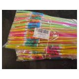 100 Pcs Cocktail Umbrella Drink Straws Tropical 9.5 Inch Bendable Bar Plastic Mini Paper Umbrella Hawaiian Beach Party Decorative Straws( 2)