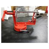 Apple Peeler Corer, Long lasting Chrome Cast Magnesium Alloy Apple Peeler Slicer Corer with Stainless Steel Blades and Powerful Suction Base for Apples and Potato(Red)