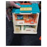 Lehoo Castle Veterinarian Playset for Kids, Pet Vet Toys Doctor Kit for Toddlers 3-5, Critter Clinic Toy with Keys, Pet Care Playset Hospital, Pretend Play Toy for Toddlers 1-3