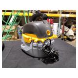 Streamlight 25 Gal  175 HP  Electric Corded  Filter Bag Wet/Dry Vacuum Cleaner  Black with Hose MSRP $44.98 - Retail: $44