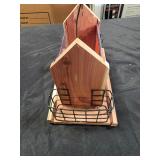 PenningtonCedar Grand Snack Shack Bird Feeder - Retail: $24
