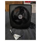 Vornado573T 7 in. 3-Speed Desk Fan in Black with Adjustable Tilt - Retail: $39
