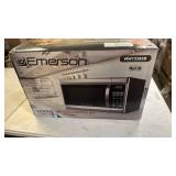 Emerson 1.3 cu. ft. 1000-Watt Countertop, Stainless Steel, Microwave Oven - Retail: $169