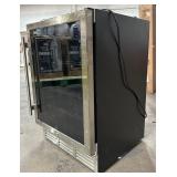 SIMZLIFE23.5 in. Single Zone 180-Cans Freestanding/Built-in Beverage Refrigerator Cooler Fridge in Black, and Reversible Door - Retail: $770