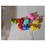 Bath Toys for Toddlers Baby 8 Pack Light Up Toys - Bathtub Toy Flashing Colourful LED Light Shower Bathtime for Kids Infants Shark, Clown Fish, Owl, Unicorn, Octopus, Dolphin, Dinosaur Mermaid - Retai