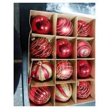 12PCS Red Gold Christmas Ball Ornaments, 3.15 Large Shatterproof Plastic Hand-Painted Glitter Xmas Tree Decorations (Red & Gold)