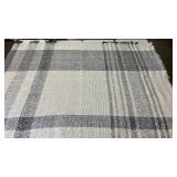 Threshold Asymmetric 7