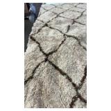 Threshold Brown/Ivory Diamond Area Rug. 7