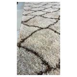 Threshold Brown/Ivory Diamond Area Rug. 7