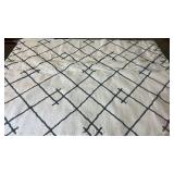 Threshold Cream Fleece Area Rug. 7