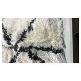 Project 62 Black/White Tribal Design Area Rug. 7