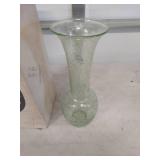Tiara Exclusive Crackle Glass Vase