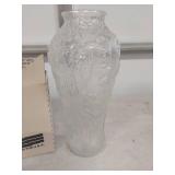 Tiara Crystal Parrot Vase