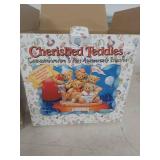Cherished Teddies King & Queen of Hearts Collectors Set with Anniversary Figurine