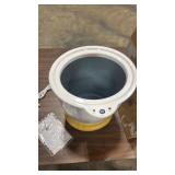 COSTWAY Bucket Style Towel Warmer,Fragrance Holder, Fits up to Two 40â x 70â Oversized Towels, Bathrobes, Blankets, Auto Shut Off, Luxury Towel Warmer for Bathroom, Spa (no lid) very clean -