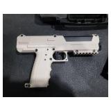 Tippmann TPX Paintball Pistol with Magazines and Case