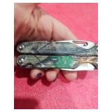 Leatherman Charge Multi-Tool with Camo Case