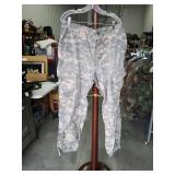 US Military ACU Digital Camo Combat Trousers Large Regular