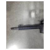 B.A.M.F. TRAINING AIRSOFT RIFLE W/CLIP AND SITE