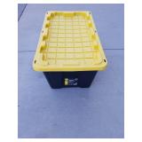 Centrex Plastics, LLC Commander 40-Gallon Black Tote with Latching Lid