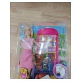 Barbie and Teresa Recipe for Friendship Fashion Doll & Playset, Malibu at The Market Theme with 11 Accessories Including Market Stand & Food
