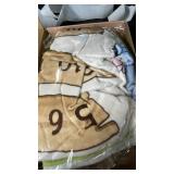 Classic Winnie Bear Baby Monthly Milestone Blanket, Neutral Vintage Bear Quotes Soft Flannel Milestone Blanket with Gift Box Holiday Signs Felt Marker for Winnie Nursery Decor Baby Stuff 60 x 40Inch