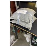 Calvin Klein Decorative Pillow Set 20x20 inch Grey