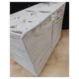 Whites container tray made of white cloth white yarn pattern