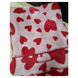 Docofil Heart Pattern large blanket