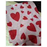 Docofil Heart Pattern large blanket
