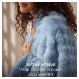 Bedsure 3D Fleece Bubble Blanket for Couch - GentleSoft Blue Throw Blanket for Sofa Bed Room Decor - Luxury Soft Cozy Gifts for Her, Lightweight, All Seasons, Celestial Blue, 50\"Ã60\"