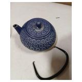 Juvale Japanese Cast Iron Teapot with Infuser & Stovetop Tea Kettle - 34 oz, Blue - Heat Retention, Removable Lid & Fold-Down Handle (Handle Needs Reattached) - Retail: $33